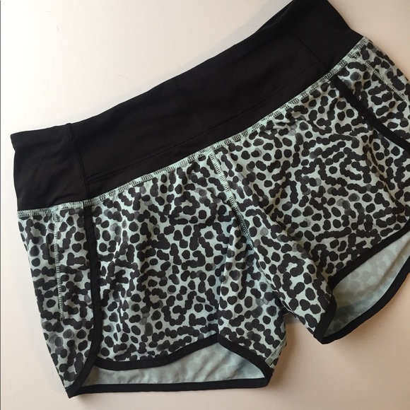 lululemon athletica Pants - Lululemon Run: Speed Short *Block-It Pocket Size 4